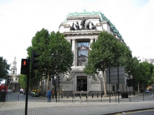 AUSTRALIA HOUSE